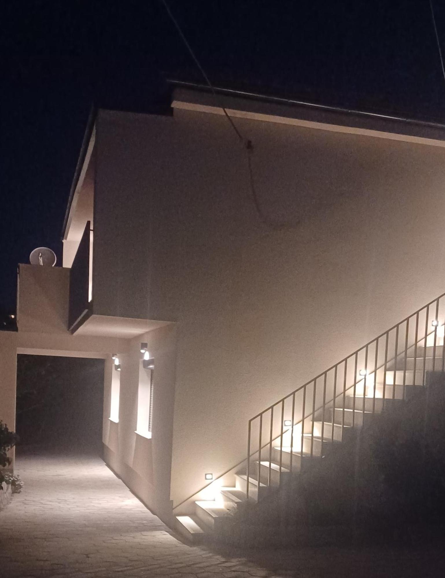 Apartmani Nada เซนญ์ ภายนอก รูปภาพ